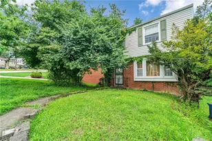 117 Colonial Village Dr, Pittsburgh, PA 15235 - Photo 1