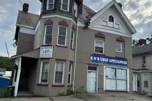 447 Jefferson Ave, Washington, PA 15301 - Photo 1