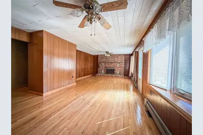 552 Queenstown Rd, Perry Township, PA 16041 - Photo 6