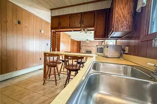 552 Queenstown Rd, Perry Township, PA 16041 - Photo 14