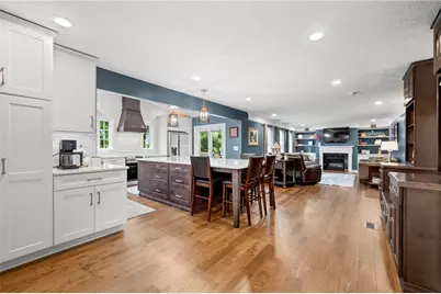 101 Tuscany Ridge Dr, Collier Township, PA 15071 - Photo 2