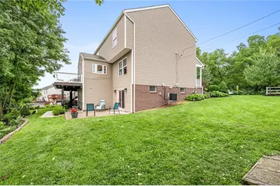 101 Tuscany Ridge Dr, Collier Township, PA 15071 - Photo 32