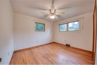 77 Bellview Cir, Robinson Twp, PA 15136 - Photo 16