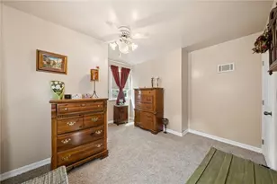 803 Killarney Dr, Pittsburgh, PA 15234 - Photo 14