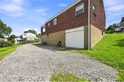545 Center Hill Rd, Pittsburgh, PA 15239 - Photo 44