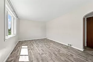 545 Center Hill Rd, Pittsburgh, PA 15239 - Photo 8