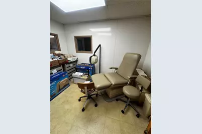 510 Station St, Bridgeville, PA 15017 - Photo 16