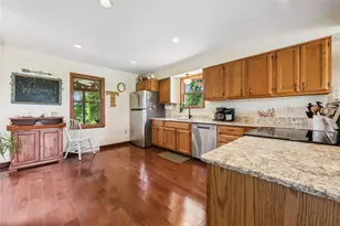 203 Wotring Rd, Hopewell, PA 15301 - Photo 6