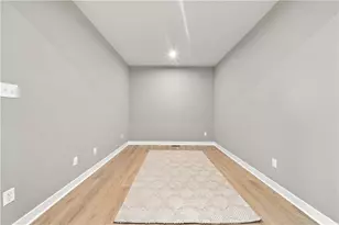 1051 Black Sands Dr, Penn Twp, PA 15644 - Photo 24