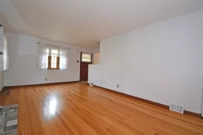 506 Fisher St, Pittsburgh, PA 15210 - Photo 4