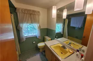 2103 Menold Dr, Pittsburgh, PA 15101 - Photo 18
