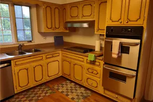 2103 Menold Dr, Pittsburgh, PA 15101 - Photo 12