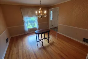 2103 Menold Dr, Pittsburgh, PA 15101 - Photo 10