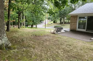 2103 Menold Dr, Pittsburgh, PA 15101 - Photo 28