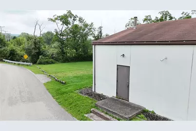 3703 State Route 30, Unity Township, PA 15650 - Photo 8