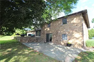 314 Redcut Lodge Rd, Derry Township, PA 15650 - Photo 2