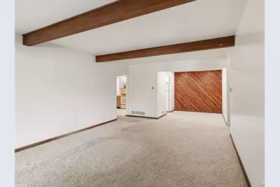 450 Abbeyville Rd #B, Bethel Park, PA 15228 - Photo 4