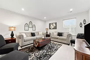 1239 Trailside Dr, Collier Township, PA 15071 - Photo 24