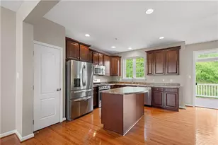 6 Remington Dr, Chartiers, PA 15301 - Photo 12