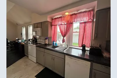 154 1/2 W Greene Street, Franklin Township, PA 15370 - Photo 12