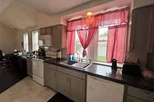 154 1/2 W Greene St, Franklin Township, PA 15370 - Photo 12