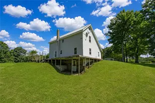 890 Campbell Run Rd, Manor Township, PA 16226 - Photo 2