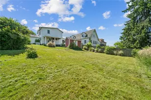 127 Carmichaels St, Dry Tav-Rices Landing, PA 15357 - Photo 28