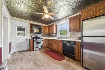 127 Carmichaels Street, Dry Tav-Rices Landing, PA 15357 - Photo 10