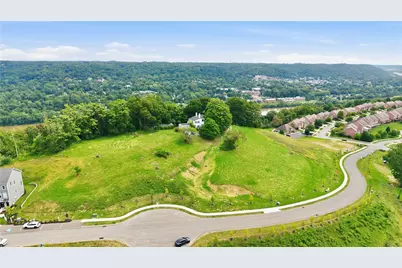 1295 Stoops Ferry Rd, Moon/Crescent Twp, PA 15108 - Photo 10