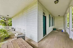 1295 Stoops Ferry Rd, Moon/Crescent Twp, PA 15108 - Photo 16