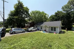 310 Long Rd, Pittsburgh, PA 15235 - Photo 2