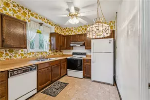 8554 Peebles Rd, Pittsburgh, PA 15237 - Photo 12