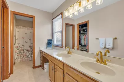 114 Kaye Cir, Brighton Township, PA 15009 - Photo 20
