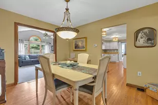 114 Kaye Cir, Brighton Township, PA 15009 - Photo 8