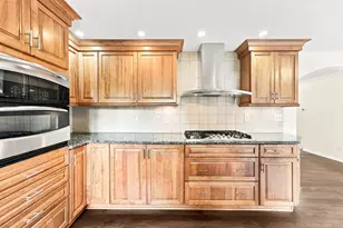 2324 Forest Dr, Pittsburgh, PA 15235 - Photo 24