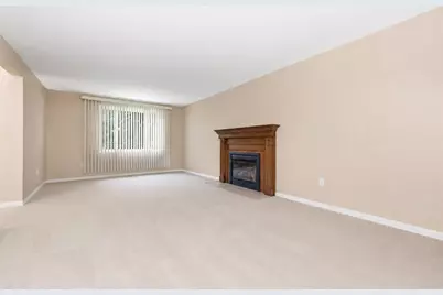 129 Dwellington Dr, Middlesex Township, PA 16059 - Photo 4
