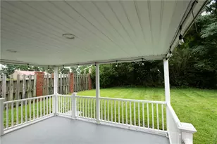 5707 Broad St, South Park, PA 15129 - Photo 30