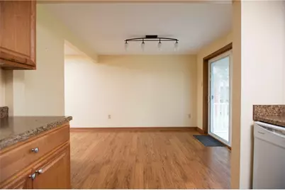 5707 Broad St, South Park, PA 15129 - Photo 6