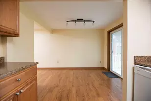 5707 Broad St, South Park, PA 15129 - Photo 6