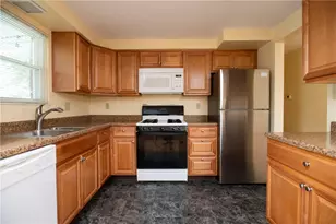 5707 Broad St, South Park, PA 15129 - Photo 4