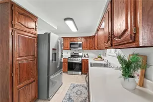 80 York Dr, Ross Twp, PA 15214 - Photo 8