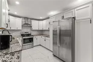 123 Arla Dr, Scott Township, PA 15220 - Photo 14