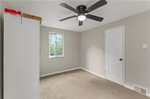123 Arla Dr, Scott Township, PA 15220 - Photo 22
