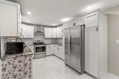 123 Arla Dr, Scott Township, PA 15220 - Photo 14