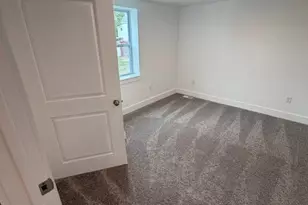 31 E Hallam Ave, Washington, PA 15301 - Photo 16
