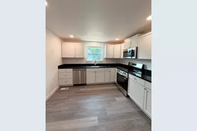 31 E Hallam Ave, Washington, PA 15301 - Photo 8