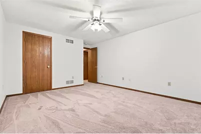 2850 Edgecliff Road #35, Lower Burrell, PA 15068 - Photo 18