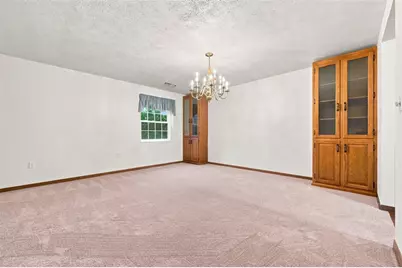 2850 Edgecliff Road #35, Lower Burrell, PA 15068 - Photo 8