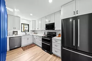 413 Pearl St, Pittsburgh, PA 15224 - Photo 12