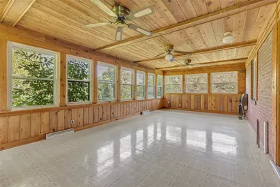 127 Blue Jay Way, Center Township, PA 15061 - Photo 22